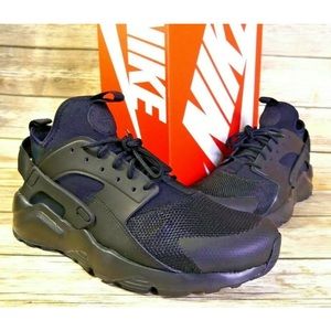 SOLD New Nike Huarache Run Ultra Size 9.5